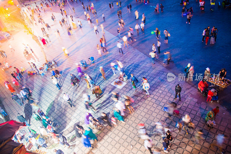 摩洛哥马拉喀什Djemaa El Fna广场的街头之夜